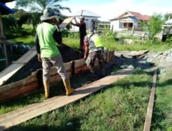 Kedekatan Nyata Babinsa Posramil 06/Bubon Serka Syamsul Membantu Warga Di Desa Blangsebetong