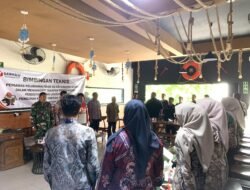 Ini Penyampaian Babinsa Gambut Pada Kegiatan Bimtek Jelang Pilkada