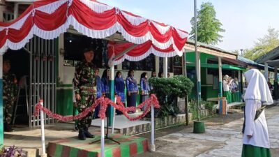 Hadir Sebagai Pembina Upacara, Babinsa 1010-03/Tapin Selatan Sampaikan Pesan Cinta Tanah Air