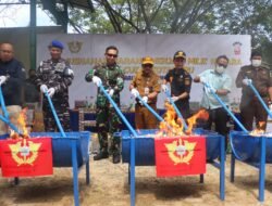 Pemusnahan Barang yang menjadi milik negara Dihadiri Dandim Kotabaru