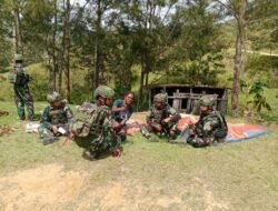Sembako Diberikan Satgas Yonif 614/Raja Pandhita saat Melaksanakan Anjangsana
