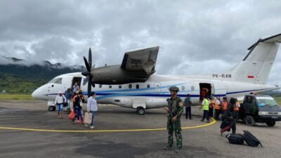 Amankan Objek Vital, Satgas Kopasgat Pos Oksibil jaga Keamanan Wilayah Bandara