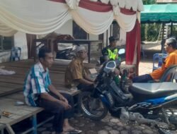 Babinsa Sampaikan Himbauan Melalui Komsos Agar Masyarakat Tidak Mudah Terpancing Hoaks