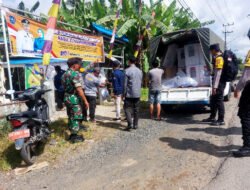 Pemungutan Suara Pilkada Segera Digelar, Prajurit Kodim HSS Berikan Pengawalan Pendistribusian Logistik Ke TPS