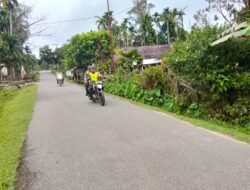 Babinsa Koramil 01/Sungaimas Sambil Menuju Tempat TPS Di Desa Binaan Masing masing Melaksanakan Patroli untuk menjaga keamanan dan ketertiban di wilayah