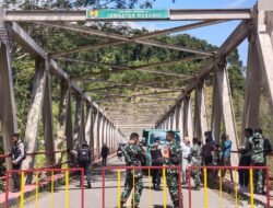 Babinsa Jajaran Kodim 1801/Manokwari Bersinergi Dengan Polresta Melaksanakan Pengamanan Pilkada Serentak Tahun 2024