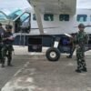 Persiapan Menuju 5 Hari Pilkada , Perketat Pengaman dan Patroli Bandara, Satgas Pamrahwan RI-PNG Kewilayahan Pos Aminggaru Ilaga Kopasgat Laksanakan Sweeping di Bandara Udara Aminggaru Ilaga