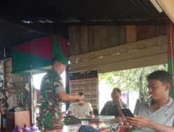 Tumbuhkan Niat Membaca, Babinsa Koramil 0114-06/Teunom Hadir Dengan Motor Pintar Keliling