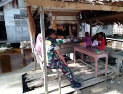 Babinsa Koramil 08 Arongan Lambalek Jalin Kedekatan dengan Warga dan Anak-Anak Melalui Komsos