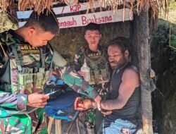 Pemeriksaan Kesehatan Dilakukan Satgas Yonif 614/Raja Pandhita Melalui Pos Malagayneri