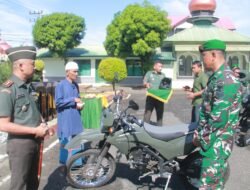 Dandim 0105/Abar Serahkan 30 Unit Kendaraan Dinas Roda Dua Kepada Para Babinsa Secara Simbolis