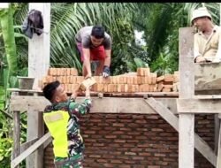 Wujudkan Semangat Gotong Royong Dan Tanamkan Kebersamaan, Babinsa Bersama Warga Lakukan Gotong Royong