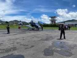 JAGA KONDUSIFITAS OBJEK VITAL NASIONAL, SATGAS KOPASGAT POS MOANEMANI MELAKSANAKAN PENGAMANAN BANDARA MOANEMANI