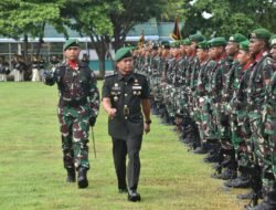 DANDIM 1707/MERAUKE DAN ANGGOTA MENGIKUTI UPACARA HARI JUANG TNI AD KE-79
