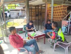 Tingkatkan Hubungan Baik, Babinsa Koramil 0105- 10/Woyla Barat sambangi rumah warga masyarakat di wilayah Binaan