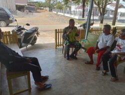 Ciptakan Kondisi Aman Babinsa Koramil 01/Sungaimas Laksanakan Komsos Bersama Warga Binaan