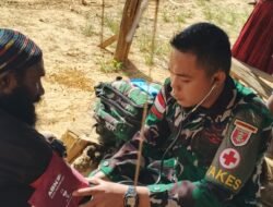 Satgas Yonif 614/Raja Pandhita Berikan Pelayanan Kesehatan Gratis di Papua