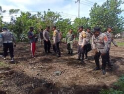 Babinsa Koramil 06/Teunom Bersama Personel Polsek Ikut Dalam Sukseskan Program Ketahanan Pangan Nasional