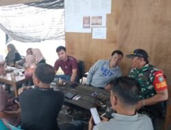 Babinsa Krueng Sabee Ajak Warga Jaga Kebersihan Agar Membuang Sampah Tidak Sembarangan