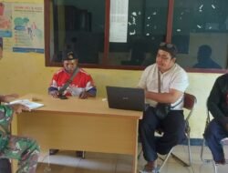 Perbarui Data, Babinsa Manokwari Utara Lakukan Puldata Teritorial Di Kantor Distrik