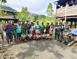 Dansatgas Yonif 614/RJP Berikan Bantuan Jaring Ikan kepada Masyarakat Nelayan di Papua