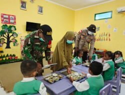 Kodim 1801/Manokwari Berkolaborasi Dengan Polres Dalam Mendukung Pendistribusian Makanan Bergizi Gratis di Sekolah-Sekolah