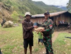 TNI Berbagi Kebahagiaan dengan Warga Binaan di Ekanom