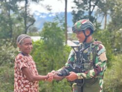 Anjangsana Satgas Yonif 614/Rjp di Yugungwi, Pengobatan Gratis Diberikan