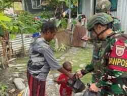 Bantu Masyarakat, Satgas Yonif 614/Raja Pandhita Bagikan Sembako di Ramadhan
