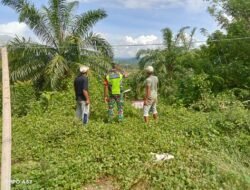 Serda M.Irwandi Babinsa Koramil 01/Sungaimas Sosialisasi Karhutla di Desa Binaan nya