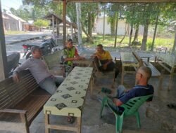 Babinsa Koramil 0105-10/Woyla Barat Kodim 0105 Aceh Barat, Serda Kurniadi, Lakukan Anjangsana di Desa Long Baro