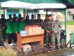 Jumat Berkah, Koramil 1001-10/Babirik Bagikan Takjil dan Makanan Berbuka Puasa