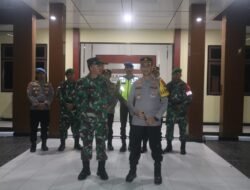 Patroli Gabungan Jelang Lebaran, Dandim 1509/Labuha dan Kapolres Halsel Tingkatkan Keamanan