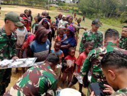 Satgas Yonif 614/RJP Gelar Makan Bersama, Perkuat Silaturahmi dengan Masyarakat Papua
