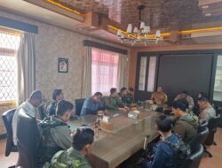 Dansektor II Satgas Kopasgat Hadiri Rapat Koordinasi Pemda Puncak Bersama TNI – Polri Sambut Kedatangan Bupati Baru