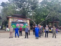 Peduli Masyarakat, TNI-Polri di Kotabaru Bersinergi Amankan Objek Wisata