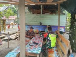 Momen Lebaran, Koptu Azhari A Jalin Keakraban dengan Warga Desa Menuang Kinco