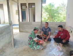 Babinsa Koramil 09/Samatiga Tingkatkan Sinergi Bersama Warga Desa Pinem Melalui Komsos