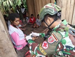 Pelayanan Kesehatan dari Satgas Yonif 614/RJP, Bantu Warga Papua