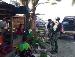 Satgas Kopasgat Pos Yahukimo Borong Hasil Tani Warga untuk Dukung Ekonomi Lokal