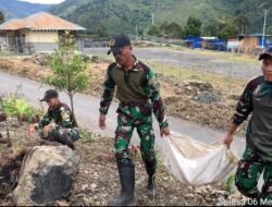 Satgas Yonif 614/RJP Laksanakan Karya Bakti Pembersihan Lingkungan Gereja Imanuel Kanggime