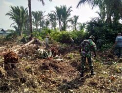 Pencegahan Bencana, Aksi Babinsa dan Warga Ciptakan Lingkungan Bersih