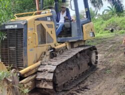Percepatan Pembangunan Jalan TMMD ke-124 Nunukan Dimulai dengan Bulldozer