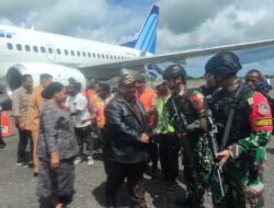 Wagub Papua Pegunungan Tinjau Lahan Pertanian di Yahukimo, Kopasgat Kawal Ketat Pengamanan Bandara