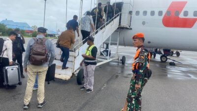 Satgas Kopasgat Merauke Amankan Keberangkatan Direktur Jenderal BPK RI dari Bandara Mopah