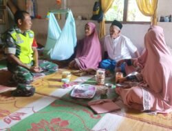 Masih dalam Suasana Lebaran, Babinsa Koramil 09/Samatiga Serma Havendra Silaturahmi dengan Warga Binaan di Desa Pinem