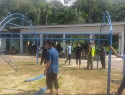 Jelang Idul Adha 1446 H, Babinsa Koramil 02/Sampoiniet Bersama Warga Dirikan Tenda Kurban