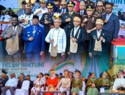 Danrem 182/JO Hadiri HUT ke-22 Kabupaten Teluk Bintuni, Berharap Masyarakat Semakin Sejahtera