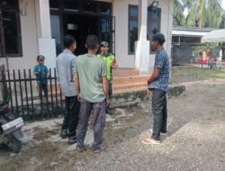 Babinsa Koramil 0105-10/Woyla Barat Sambangi Warga Desa Alue Perman, Wujudkan Kemanunggalan TNI-Rakyat