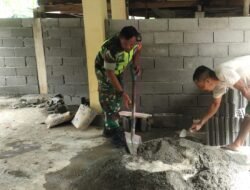 Babinsa Pasie Raya Bantu Warga Bangun Rumah, Tunjukkan Sinergi TNI dan Rakyat